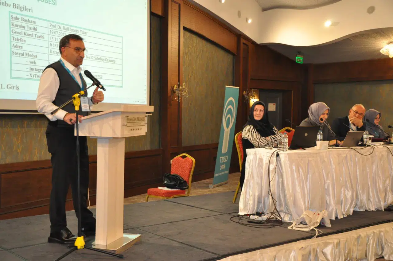 Trabzon’da Dilde Birlik Çalıştayı ve Teşkilatlanma Toplantısı Gerçekleştirildi