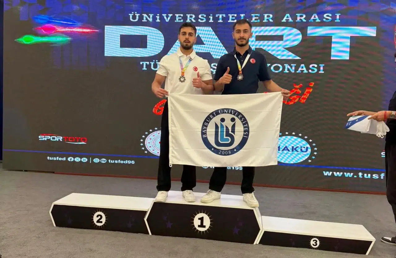 Bayburt Üniversitesi Dart Şampiyonası'nda 3.'lük Derecesiyle Gururlandırdı