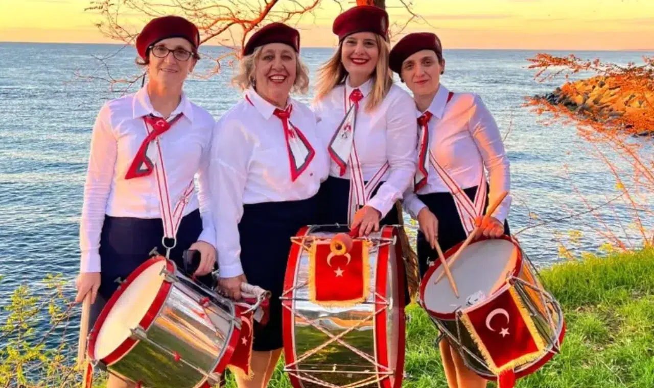 Kemalpaşa'da Kadınlar Boru Trampet Kursu ile Müzik ve Dayanışmanın Sesi Oldu