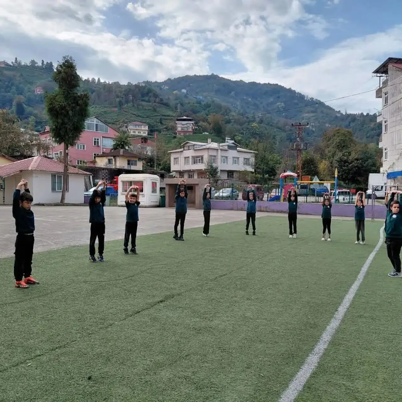 Artvin’de Minik Öğrenciler Basketbola İlk Adımlarını Attı