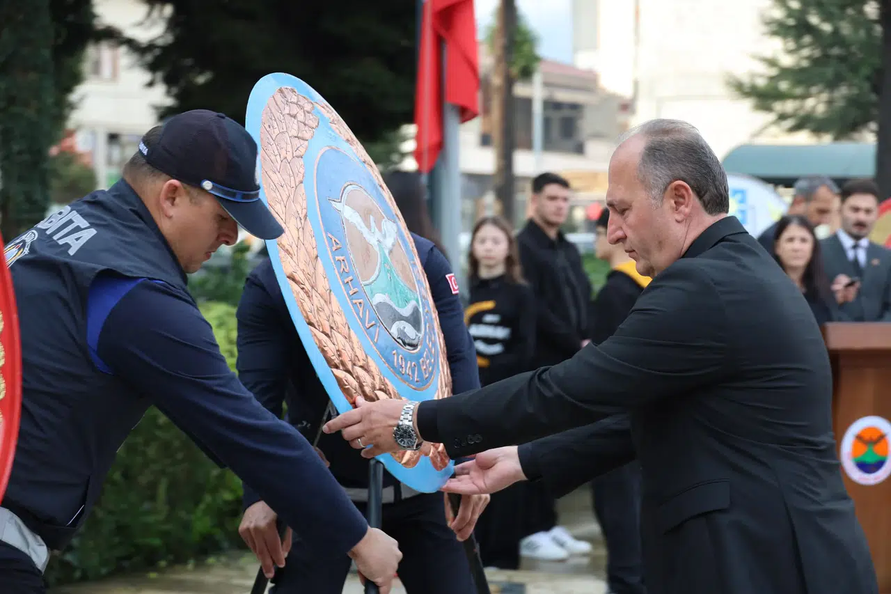 Mustafa Kemal Atatürk, Ölümünün 87. Yıl Dönümünde Arhavi’de Saygı ve Minnetle Anıldı