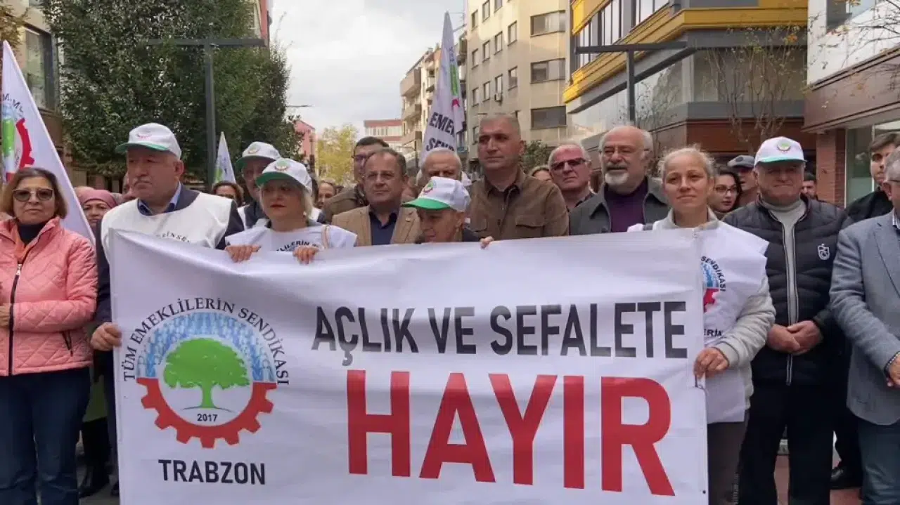 Trabzon'da "Demokratik Türkiye İçin Halk Bütçesi" Yürüyüşü Düzenlendi