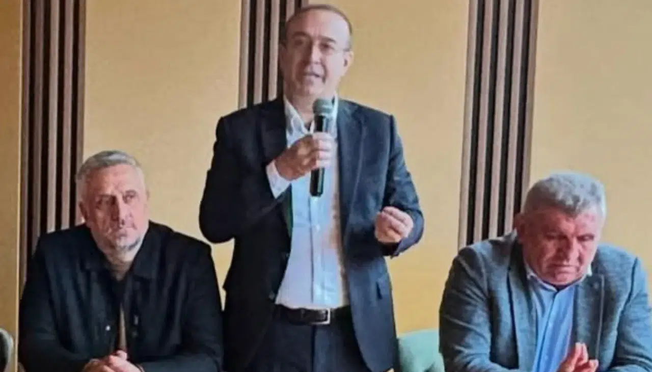 Öz Gıda İş Sendikası’ndan Rize’de ÇAYKUR Temsilciler Meclisi Toplantısı