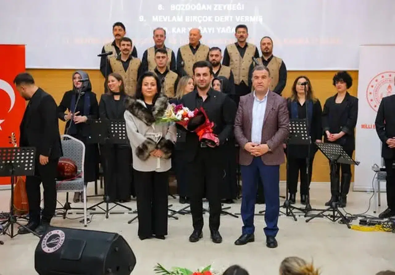Bayburt’ta Maarif Orkestrası ve Korosu Konserine Yoğun İlgi