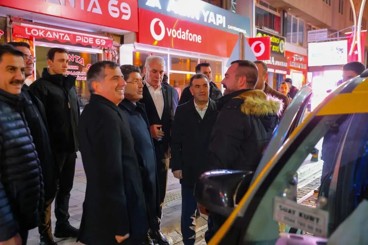 Adalet Bakanı Yılmaz Tunç Bayburt’ta Vatandaşlarla Buluştu