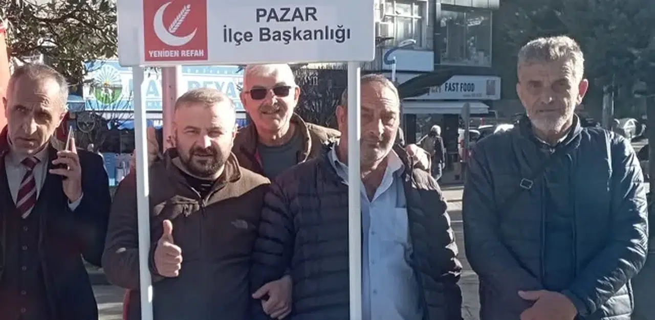 Yeniden Refah Partisi Pazar İlçe Başkanlığı Seçmenle Buluştu: Pazarda Gün Geçtikçe Büyüyoruz