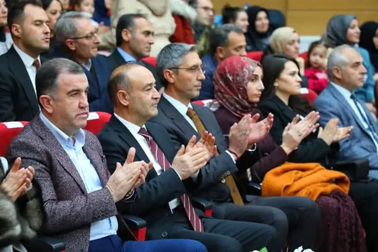 Bayburt Belediyesi’nden Maarif Orkestrası ve Korosu Konserine Destek