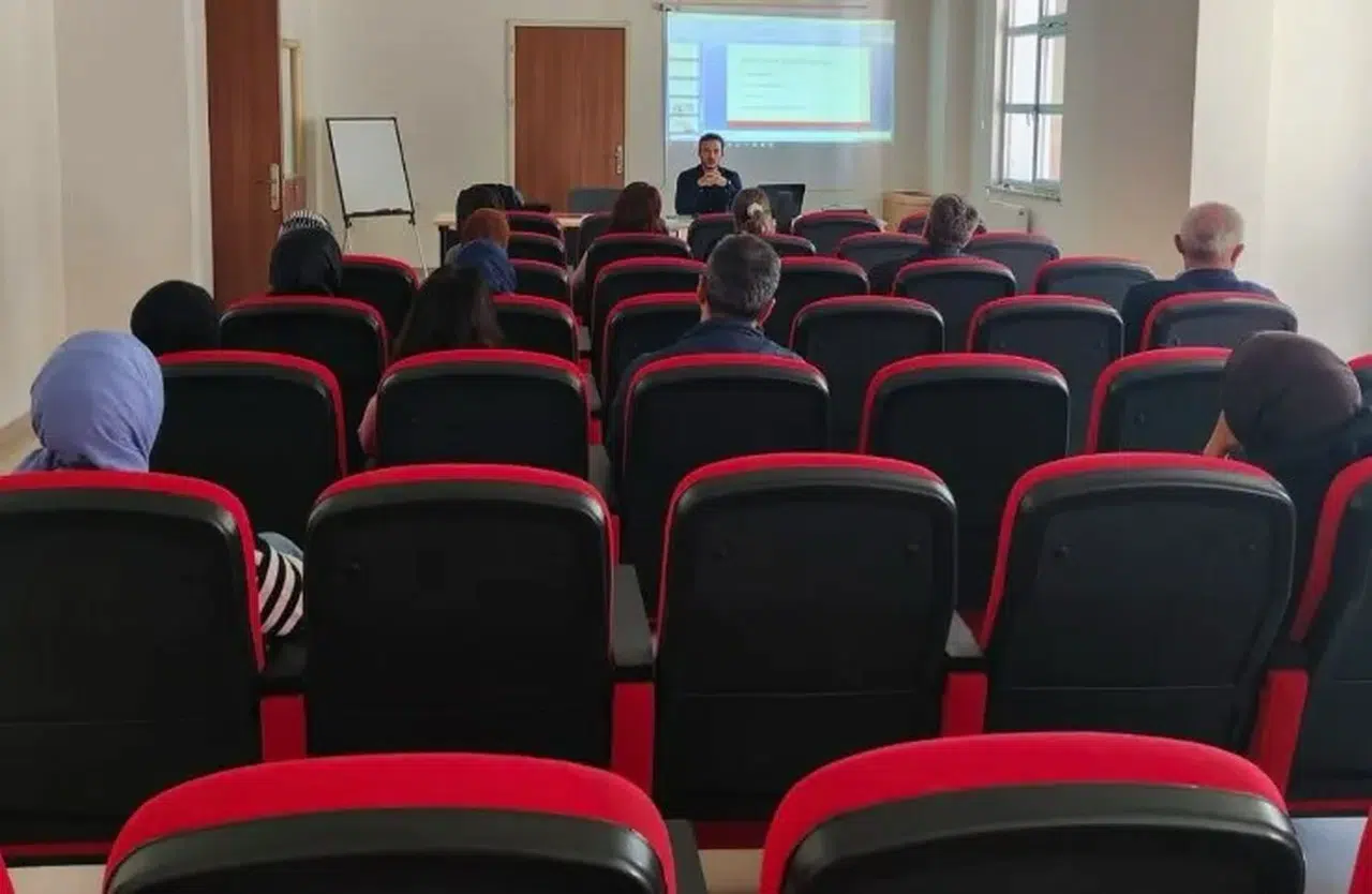 Çaykara Kaymakamlığı Personeline Kadına Yönelik Şiddetle Mücadele Eğitimi