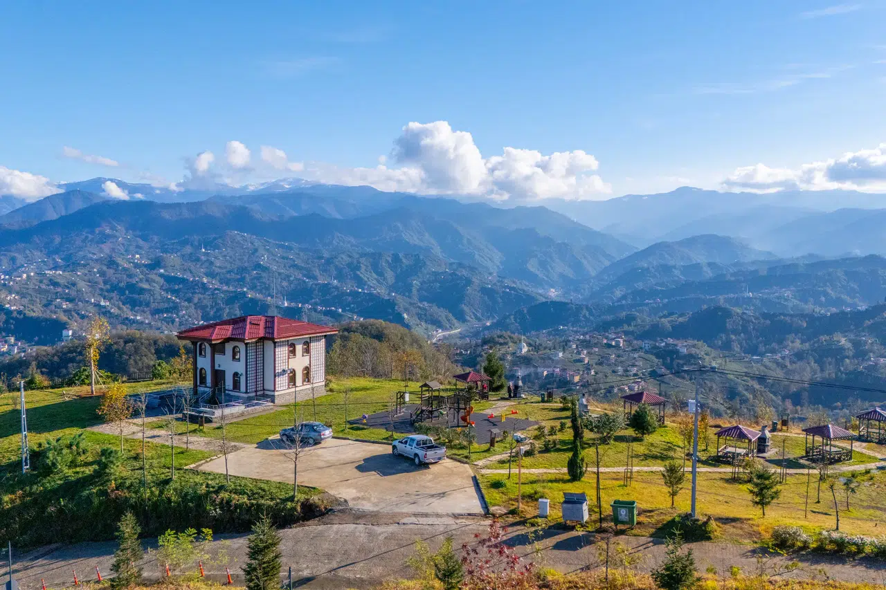 Isırlık Tabiat Parkı’nda Sonbahar Güzellikleri Ziyaretçileri Büyülüyor