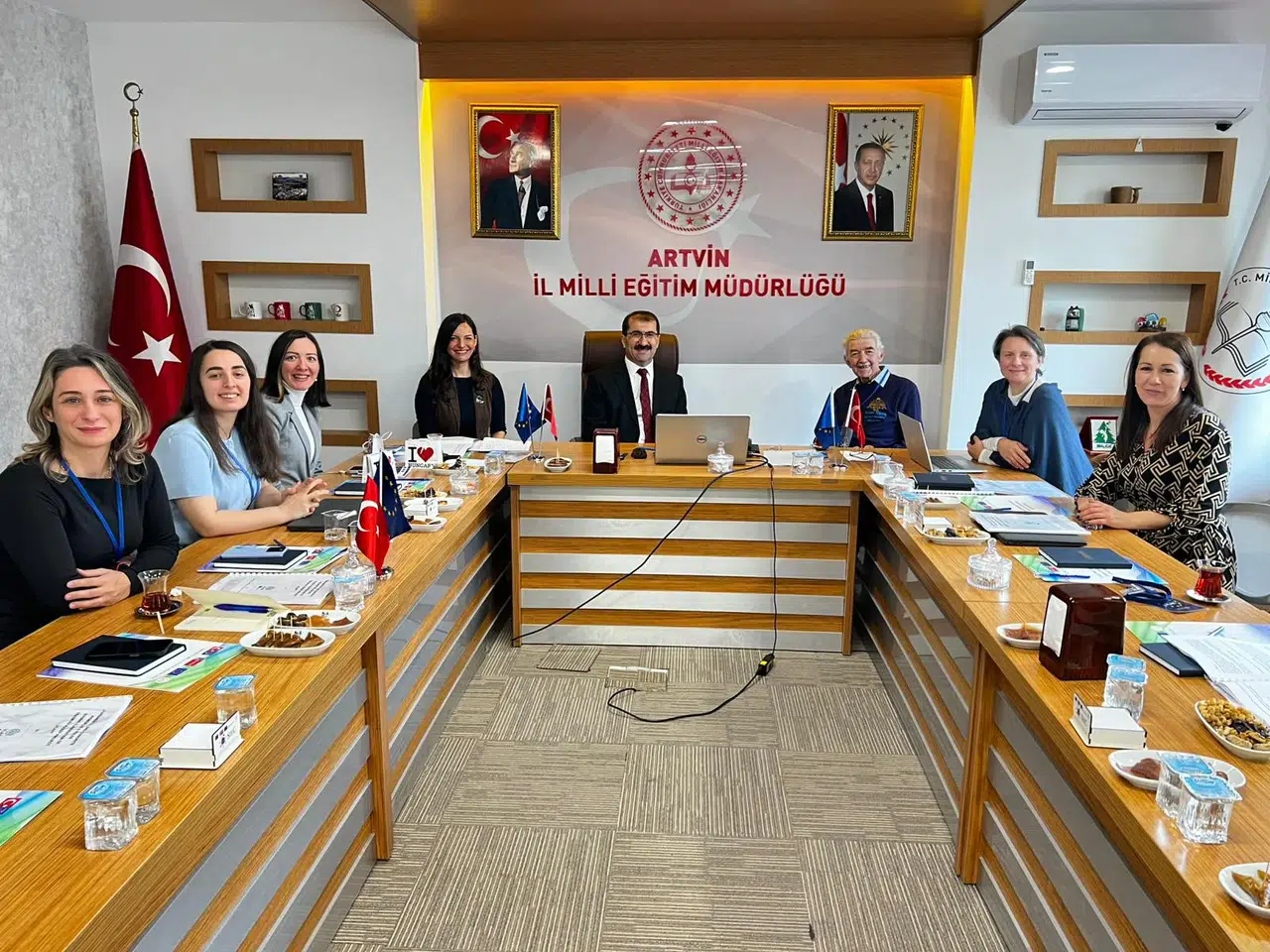 Artvin'de Erasmus+ Projesi Kapsamında Uluslararası Ortaklarla İşbirliği Toplantısı Yapıldı