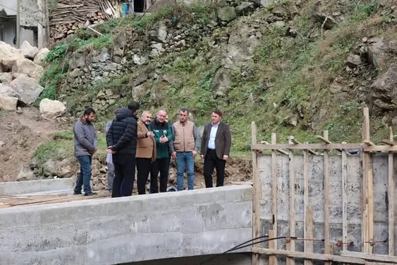 Arsin’de Taşkın Riskine Karşı DSİ Çalışmaları Yerinde İncelendi