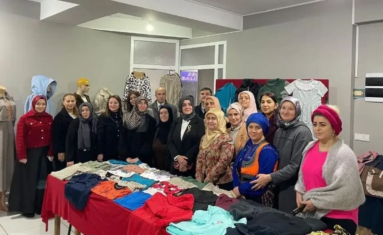 Güllühan Yıldırım Aile Destek Merkezini ziyaret ederek kadınların güçlenmesine vurgu yaptı