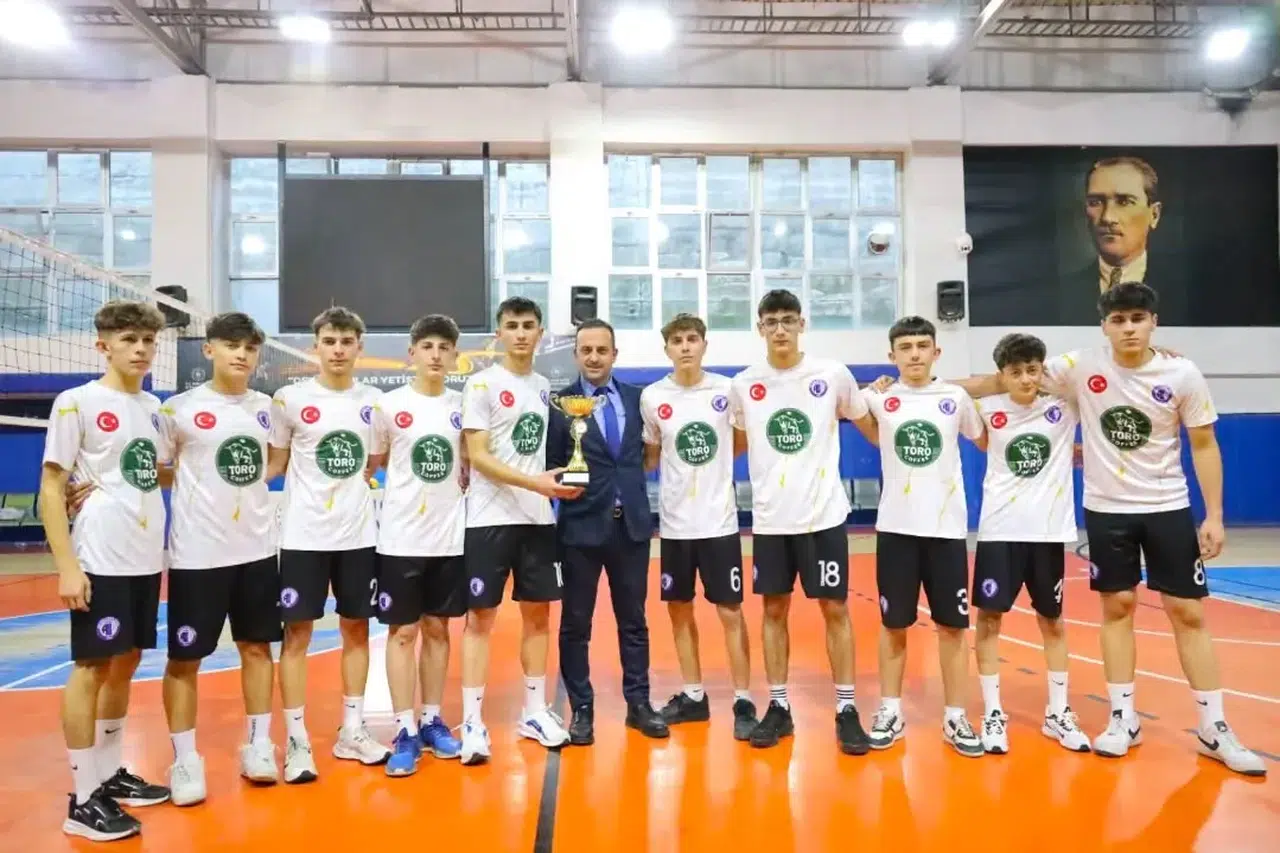 Okul Sporları Gençler A Erkek Voleybol İl Birinciliği Müsabakaları Tamamlandı