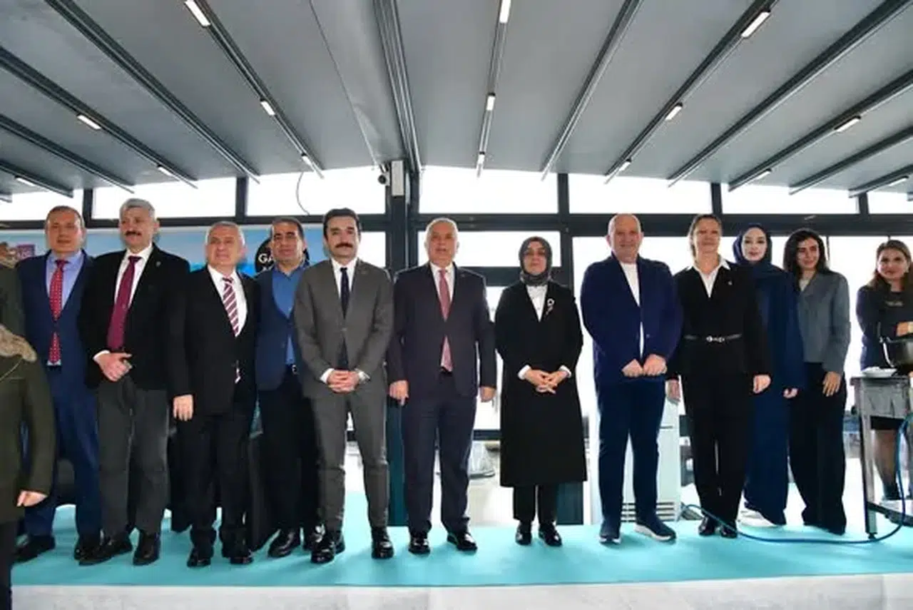 Vali Aziz Yıldırım, “Denizden Dağlara Araklı” Gastronomi Programına Katıldı