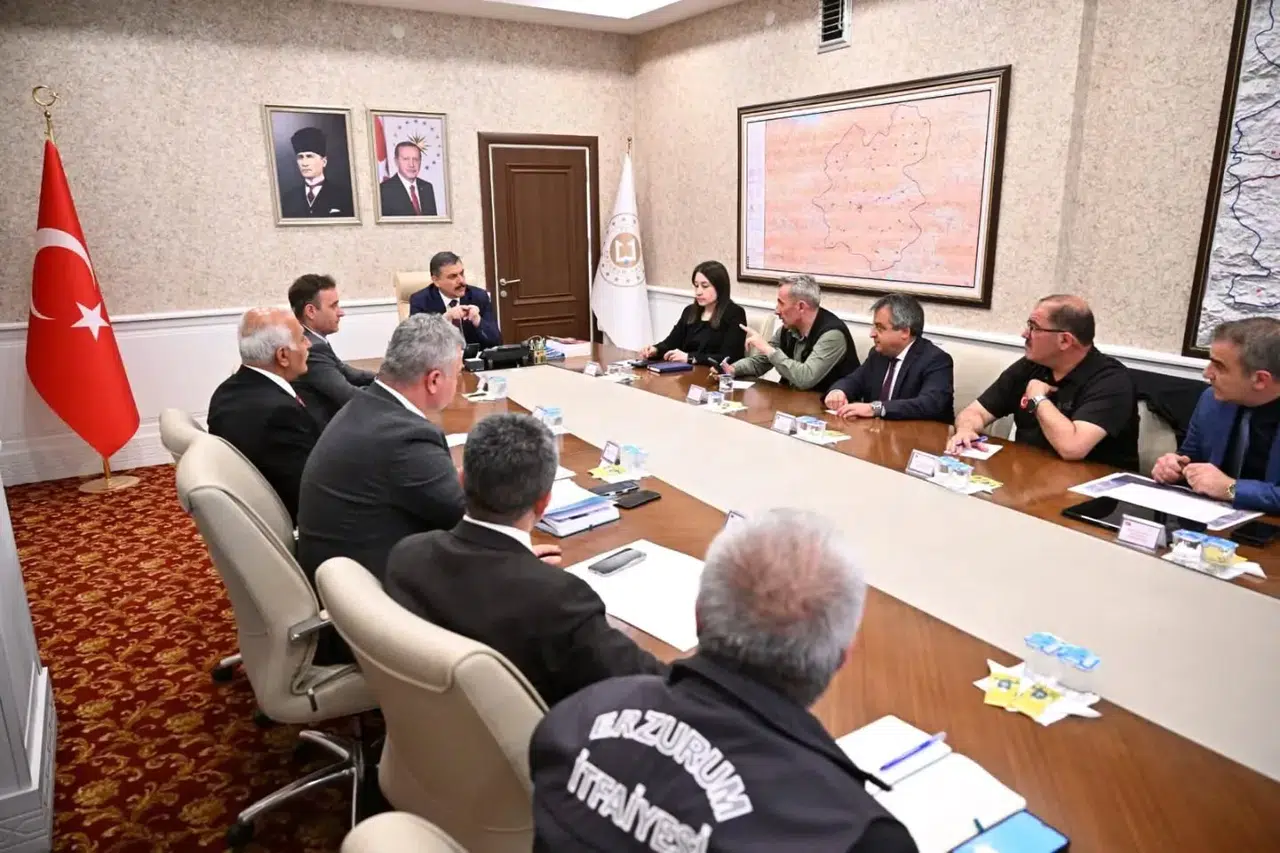 Uzundere'de Heyelan Sonrası Güvenlik ve Önlemler Alındı