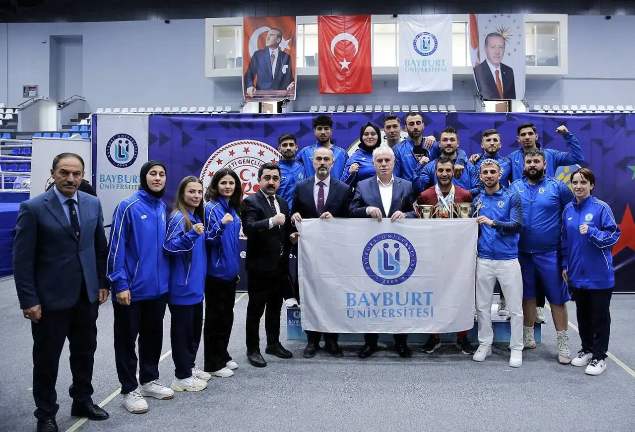 Başkan Memiş, Üniversitelerarası Boks Türkiye Şampiyonası’nı Yakından Takip Etti