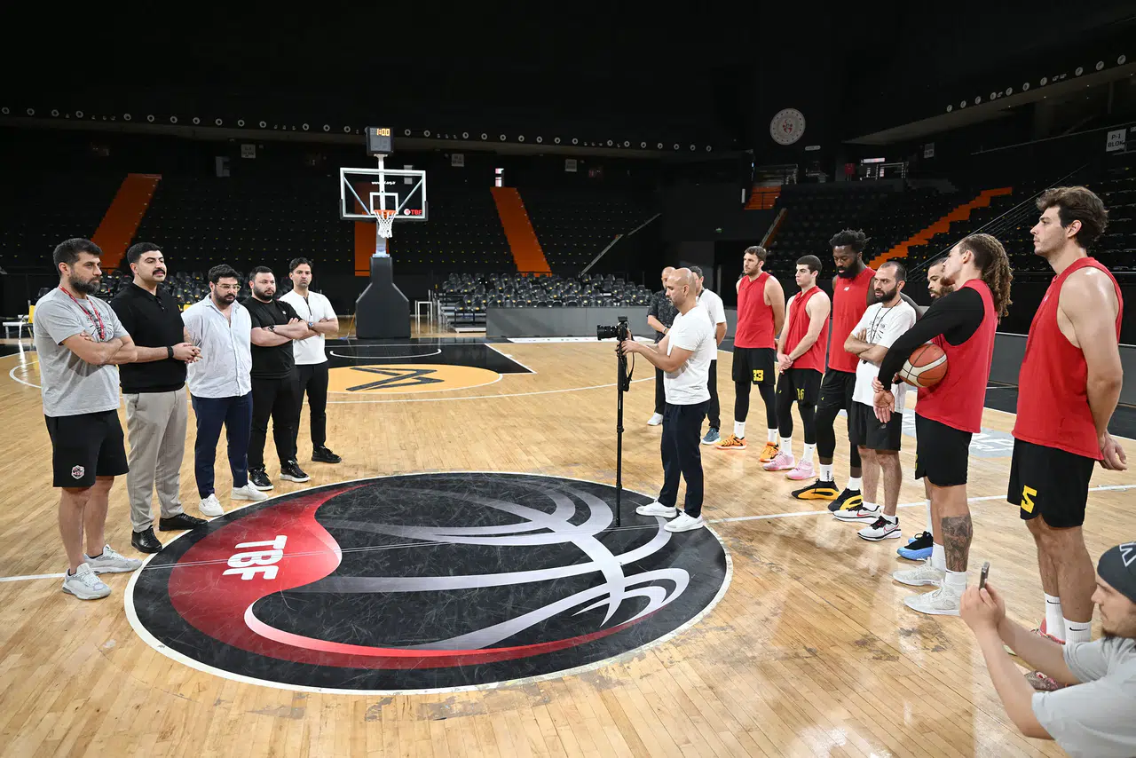 oseph Attamah: Kayserispor ile sözleşmemi uzatmayı düşünüyorum