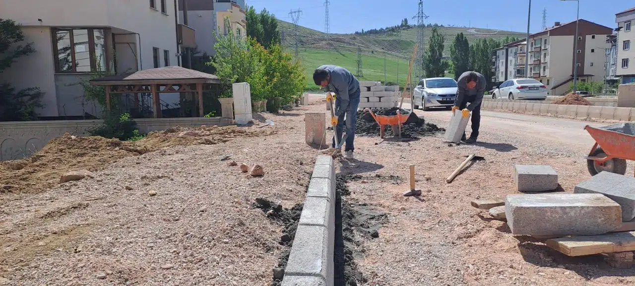 Bayburt'ta altyapı çalışmalarıyla yaşam kalitesi artıyor,şehir modernleşiyor