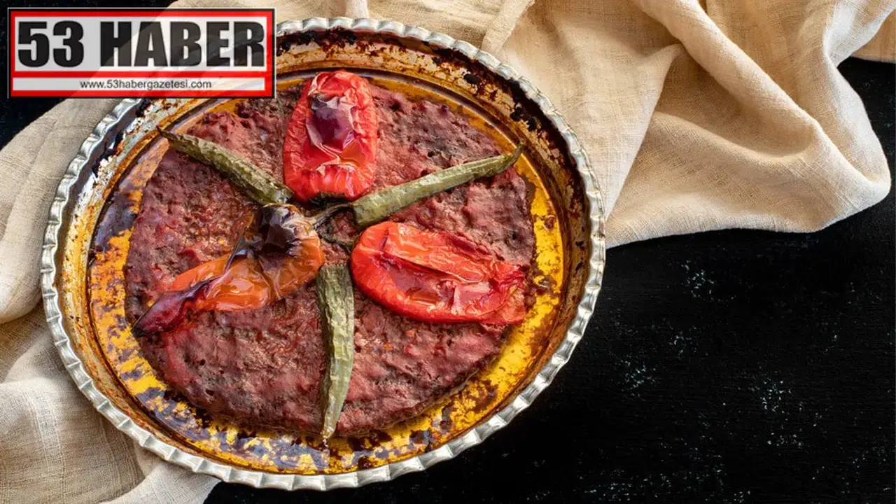 Antakya'nın geleneksel tepsi kebabı: lezzetin ötesinde bir kültürel miras