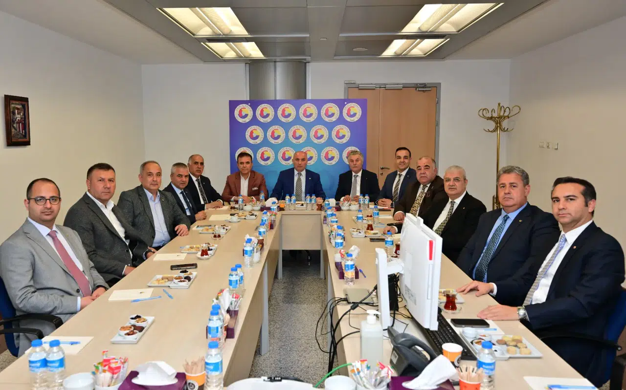Erzurum'da TOBB Genel Kurulu için dilekler değerlendirildi, çözüm önerileri İstanbul'a taşınacak.
