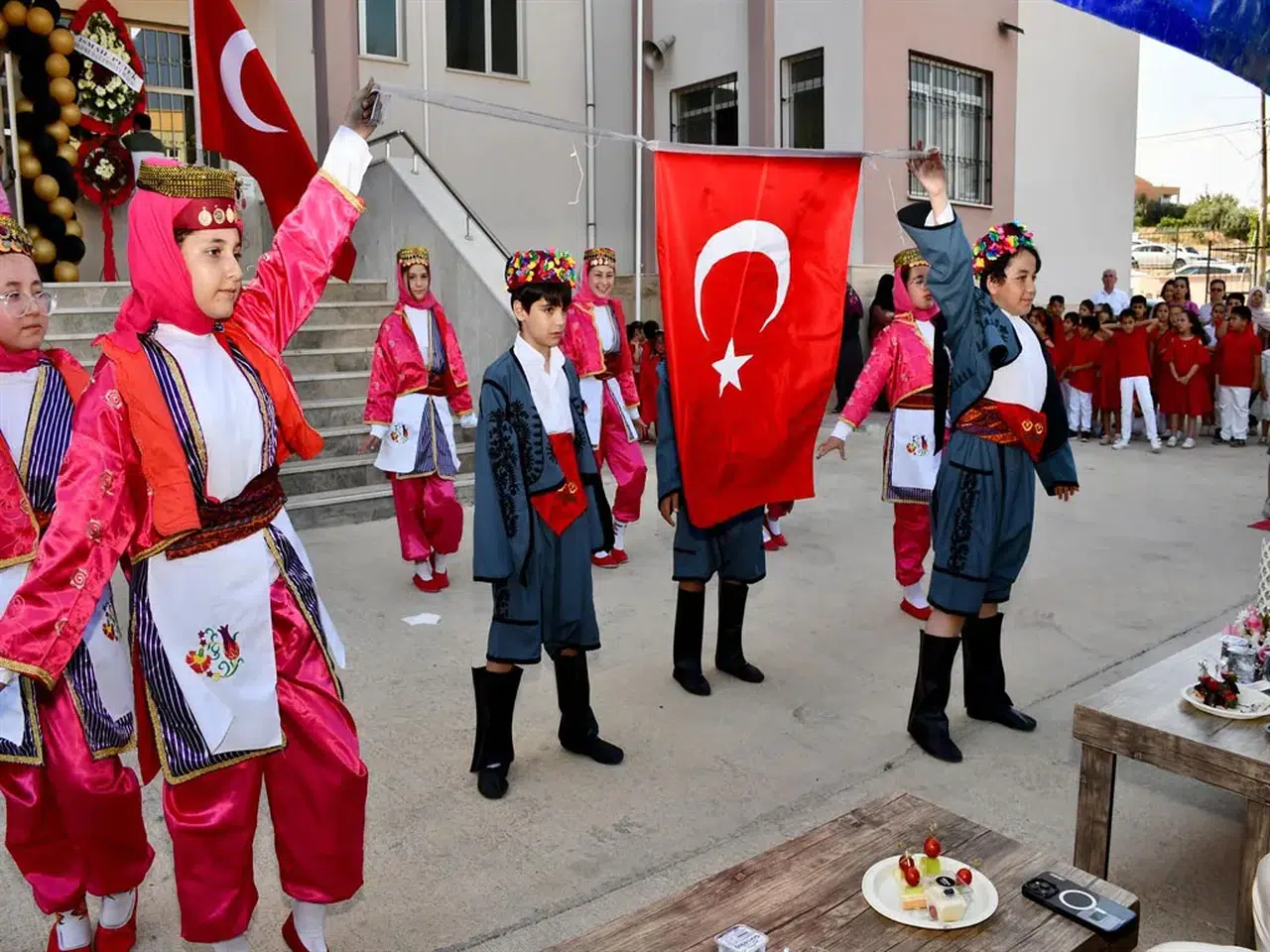 Silifke'de Aile Yılı Hayat Boyu Öğrenme Şenliği coşkuyla kutlandı