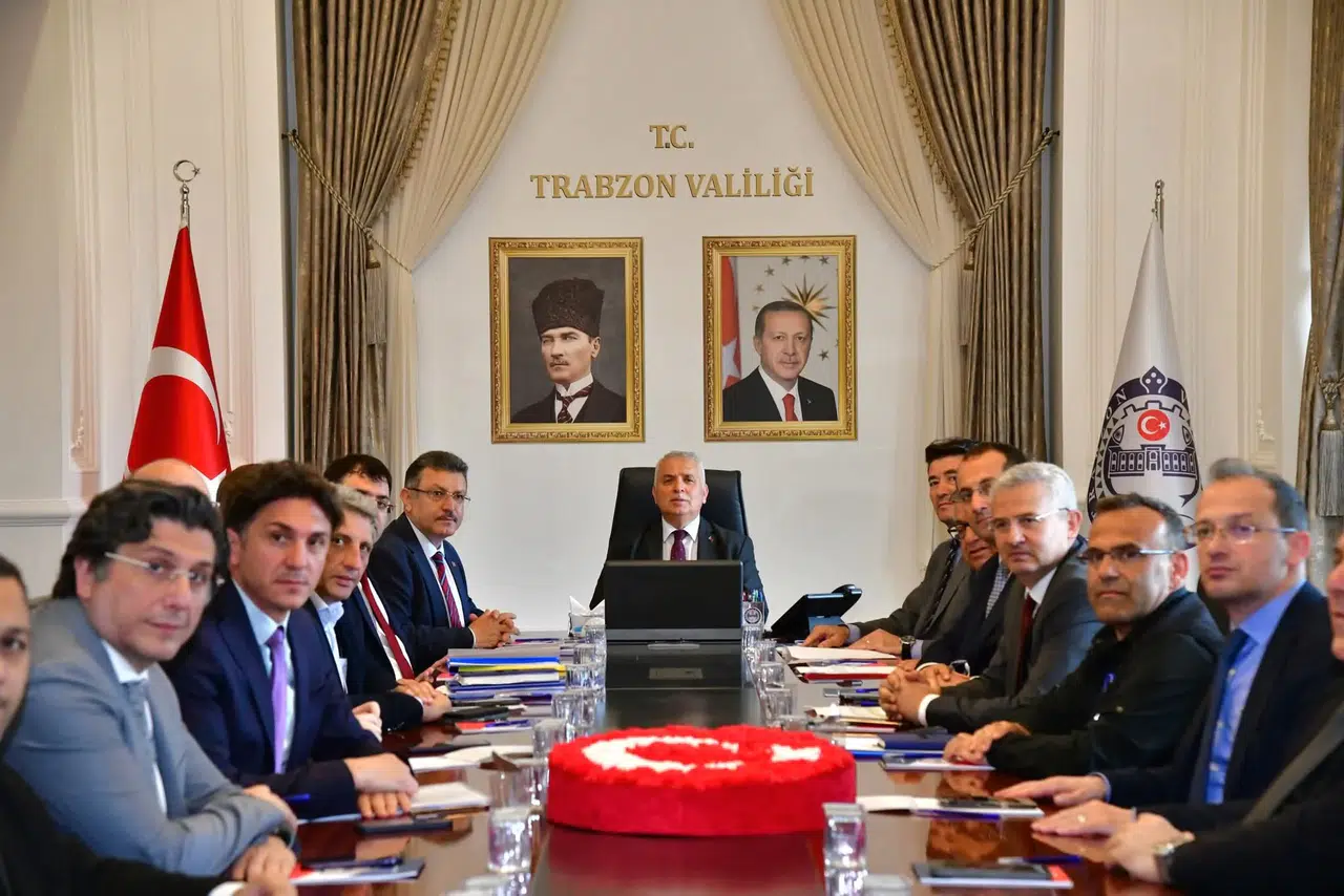 Trabzon'da Afet Yönetiminde Koordinasyon Toplantısı: Gelecek Adımlar Belirlendi