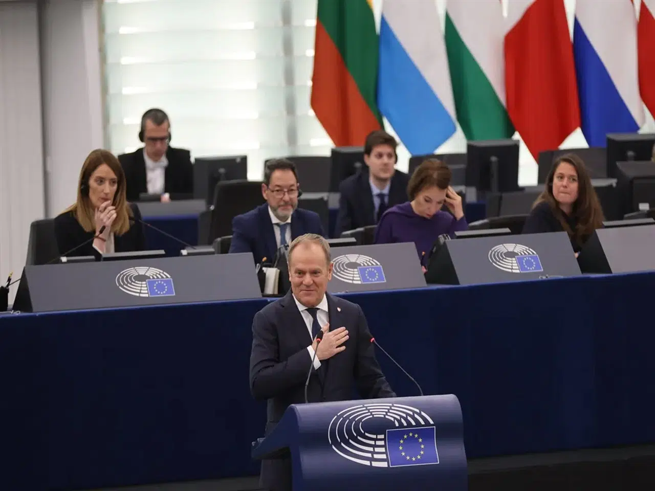 Polonya'da Tusk Yönetimi, Güvenoyu ile Görevine Başladı