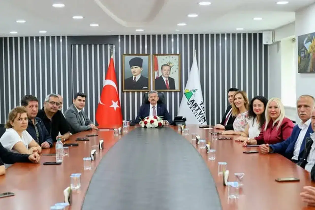 Artvin’de Arıcılık Projelerine Destek: “apiTURroute” Kapsamında Önemli Ziyaret