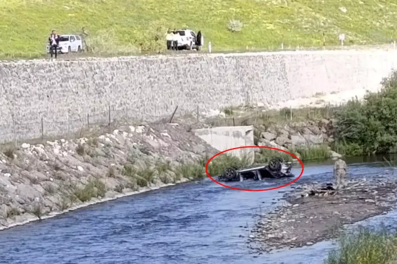 Erzurum'da otomobil dereye uçtu: Bir aile feci şekilde hayatını kaybetti