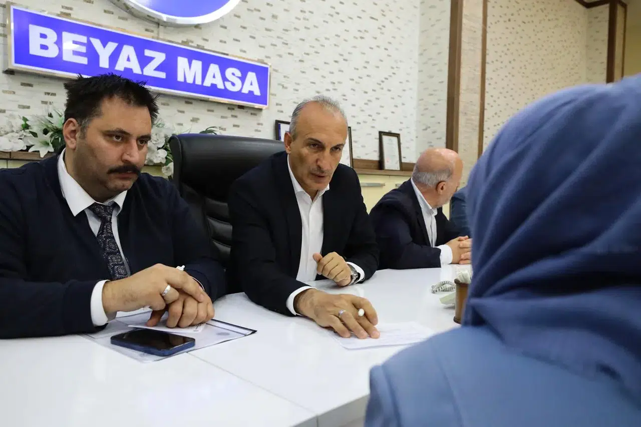 Erzurum'da Halk Günü etkinliği, vatandaşların görüşlerini değerlendirerek toplumsal bağları güçlendirdi