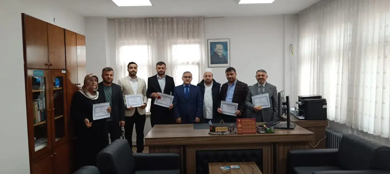 Trabzon'da Hafızlık ve Kuran Okuma Yarışması ile Din Görevlileri Ödüllendirildi