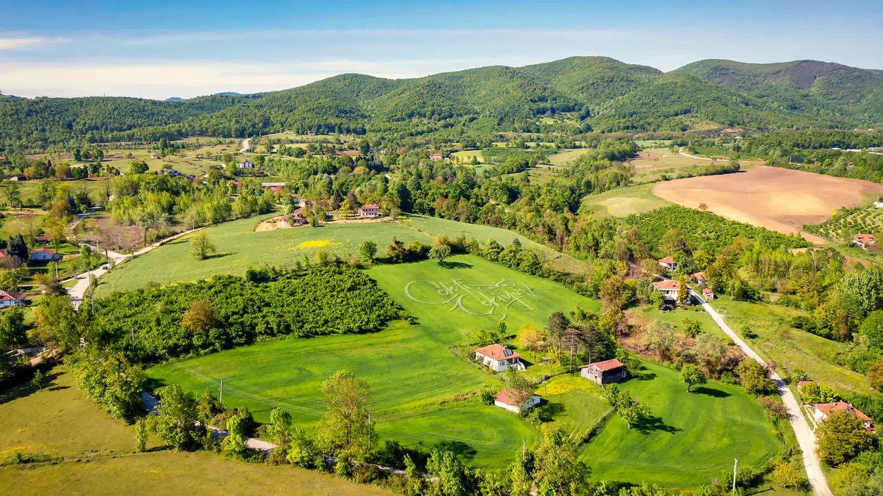 Gümüşova'nın Gizemli Noktaları: Keşfedilmeyi Bekleyen Duraklar!