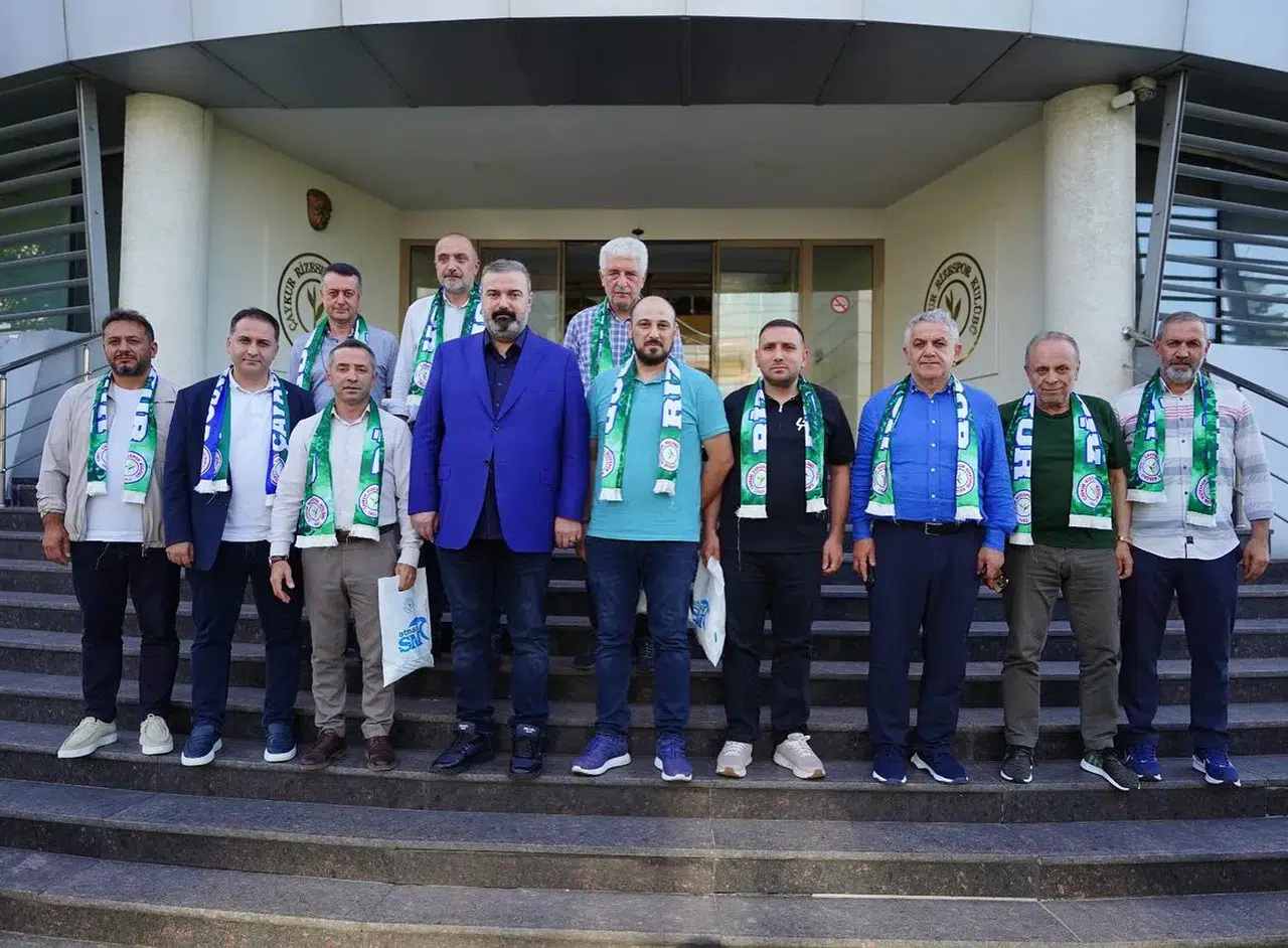 Rize Yeşilay, Çaykur Rizespor Başkanını Ziyaret Etti; Gençler İçin Sağlıklı Gelecek Vurgusu Yapıldı