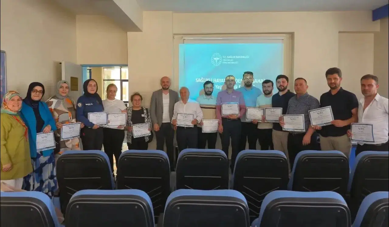 Beşikdüzü'nde Sağlık Okuryazarlığı Eğitimi: 15 Modül ile Bilinç Artırılıyor