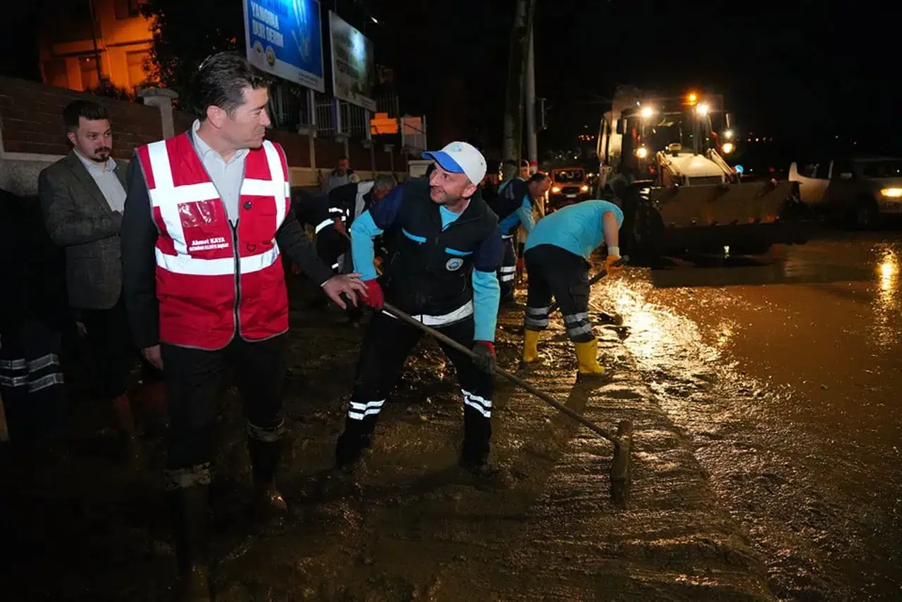 Trabzon'da Sel Sonrası Ortahisar Belediyesi Hızla Çalışmalara Devam Ediyor