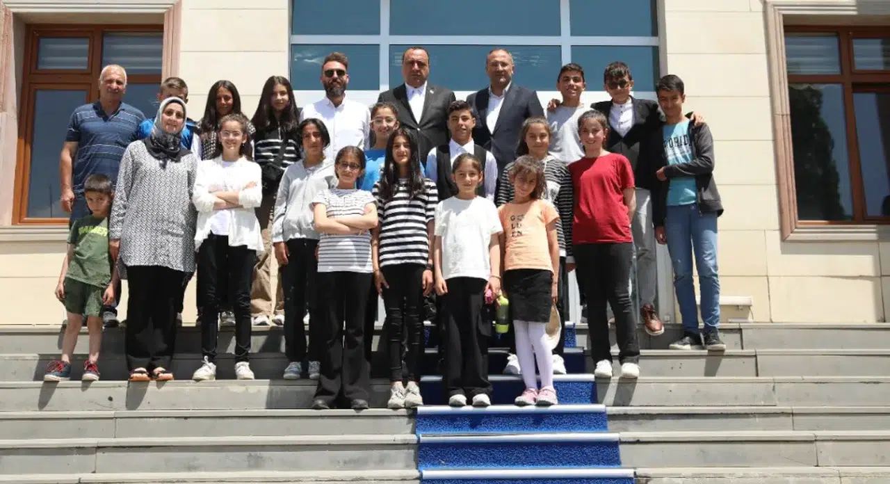 Tortum YBO Öğrencilerinden Narman’a Ziyaret