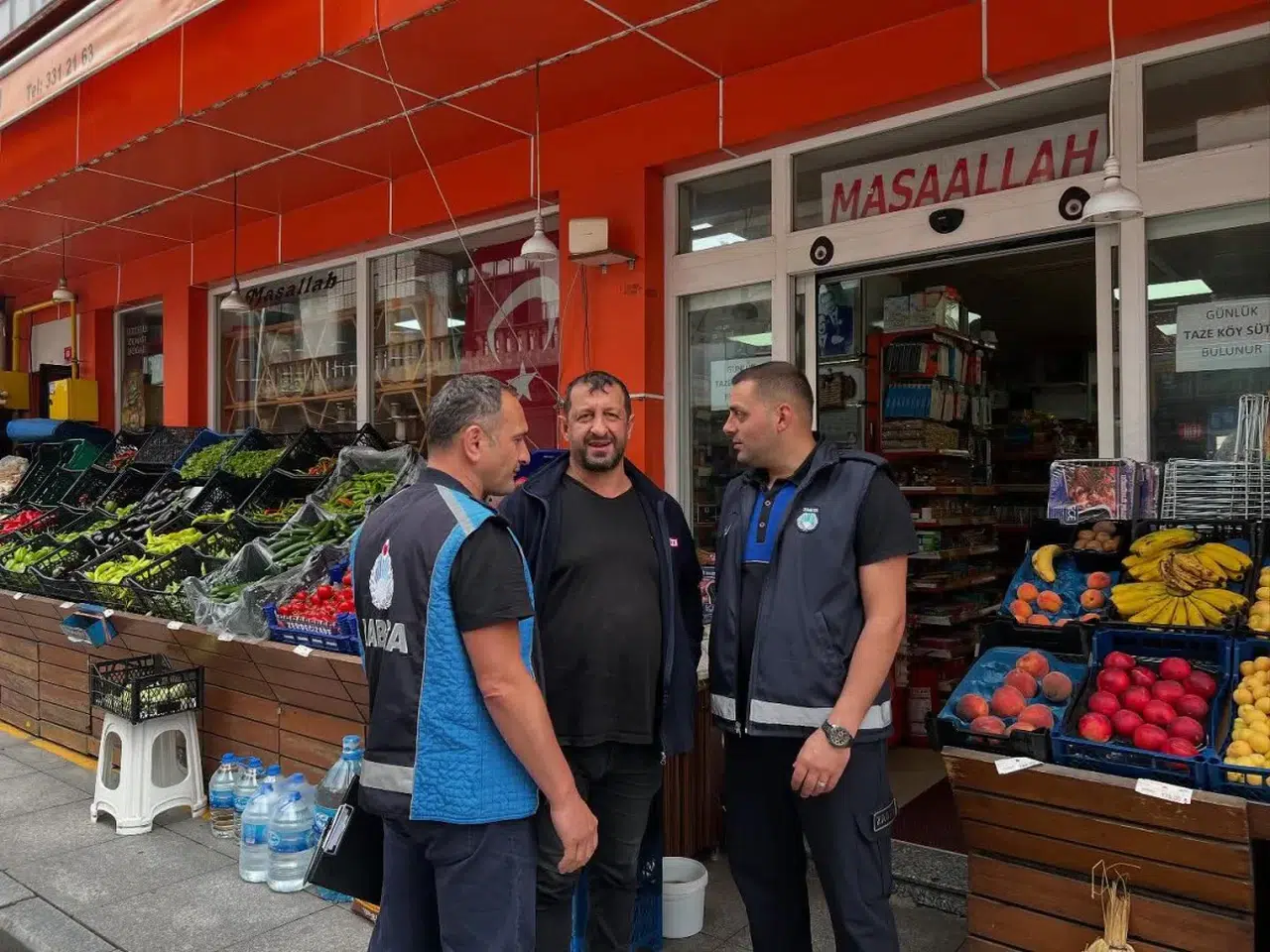 Kalkandere'de Zabıta Ekipleri Kaldırım İşgallerine Karşı Denetimlerde Bulunuyor