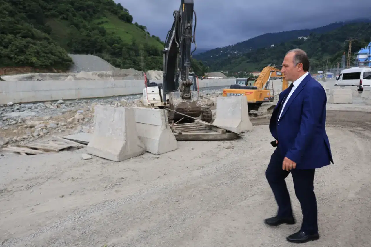 Arhavi'de Kapisre Deresi Üzerine Yeni Köprüler İnşa Ediliyor!