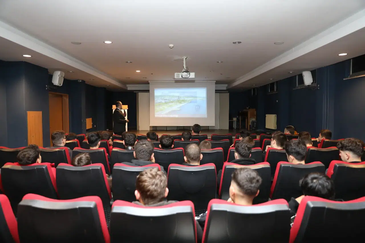 Akçaabat'ta Öğrencilere Çevre Bilinci Eğitimi ile Sürdürülebilir Geleceğe Adım Atılıyor