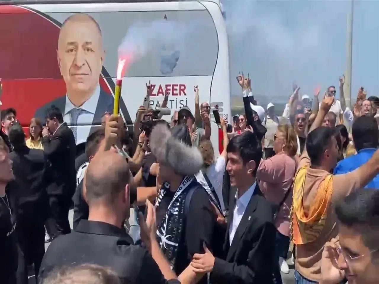 Ümit Özdağ'a İlişkin Tahliye Kararı Verildi!