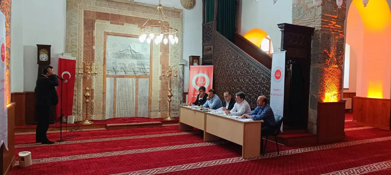 Trabzon’da 2025 Camiler ve Din Görevlileri Haftası Ezan-ı Güzel Okuma Yarışması İl Finali Yapıldı