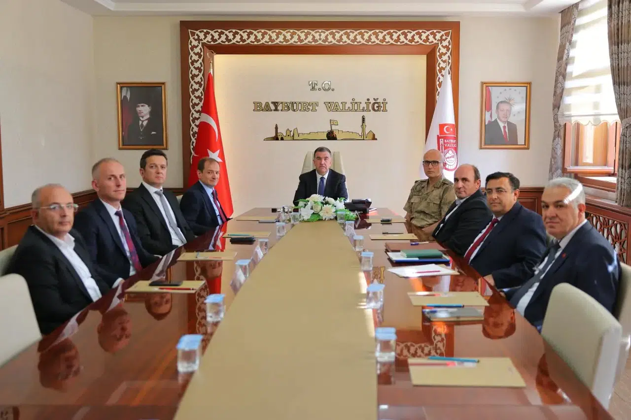 Sahipsiz Hayvanlar İçin Yeni Stratejiler Belirlendi, Sağlık ve Güvenlik Üzerine Toplantı Yapıldı