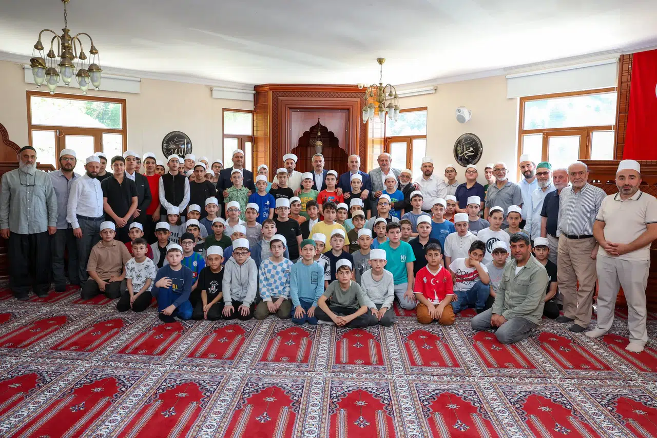 Rize'de Vali ve Başkan'dan Kur'an Kursu'na Destek Ziyareti
