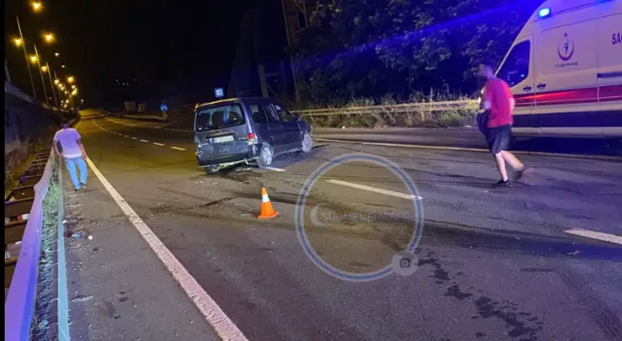 Sürmene’de Gece Saatlerinde Kaza: 1 Araçta Maddi Hasar Meydana Geldi