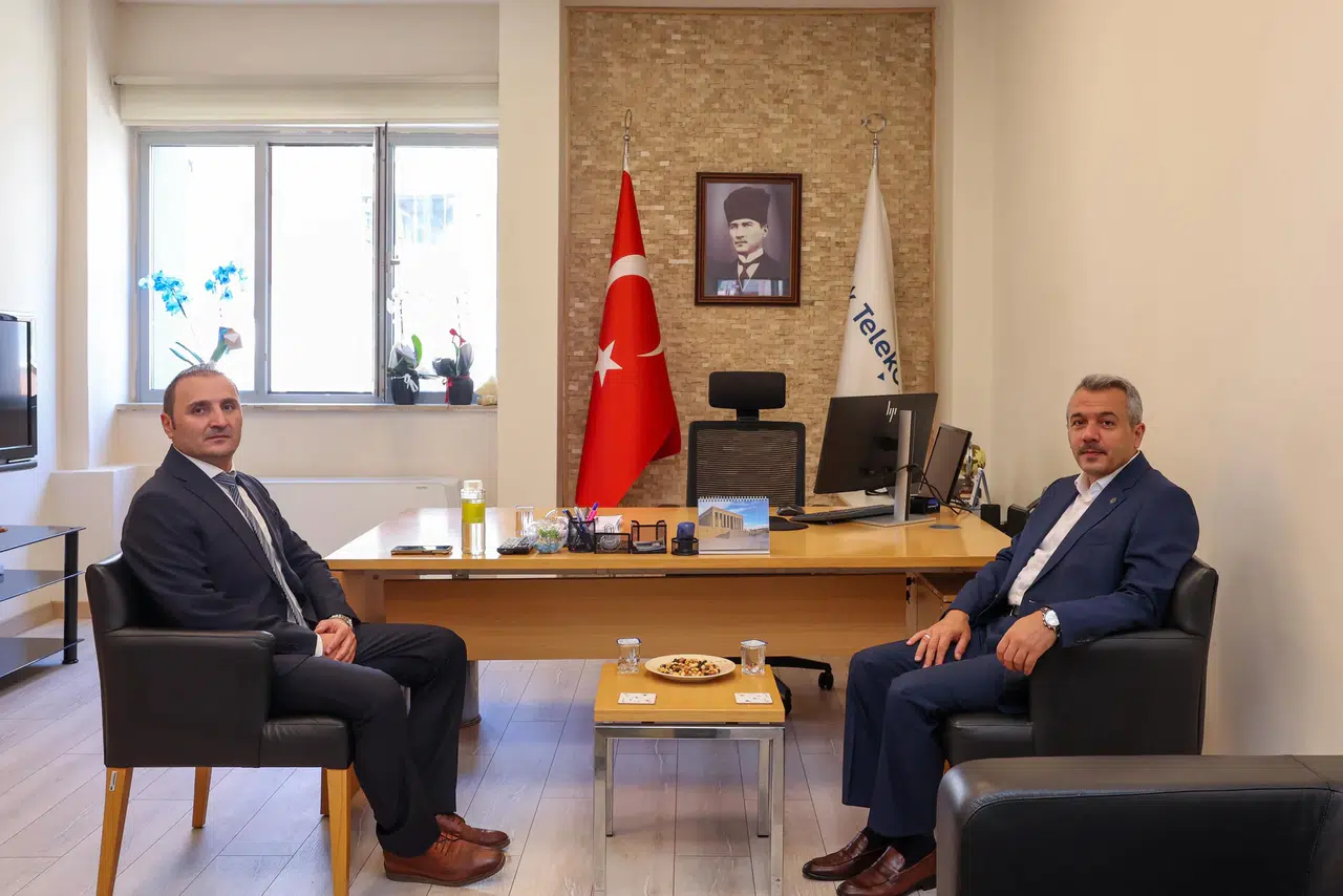 Rize Valisi Baydaş,Türk Telekom'u ziyaret ederek yeni müdüre başarılar diledi