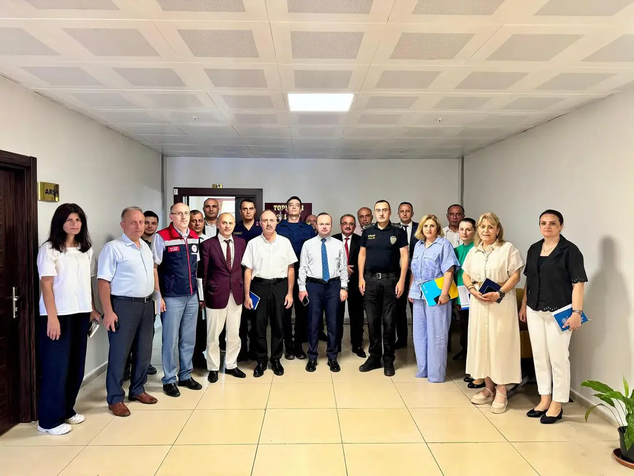 Hopa'da Kamu Hizmetleri İçin İş Birliği Toplantısı Gerçekleştirildi