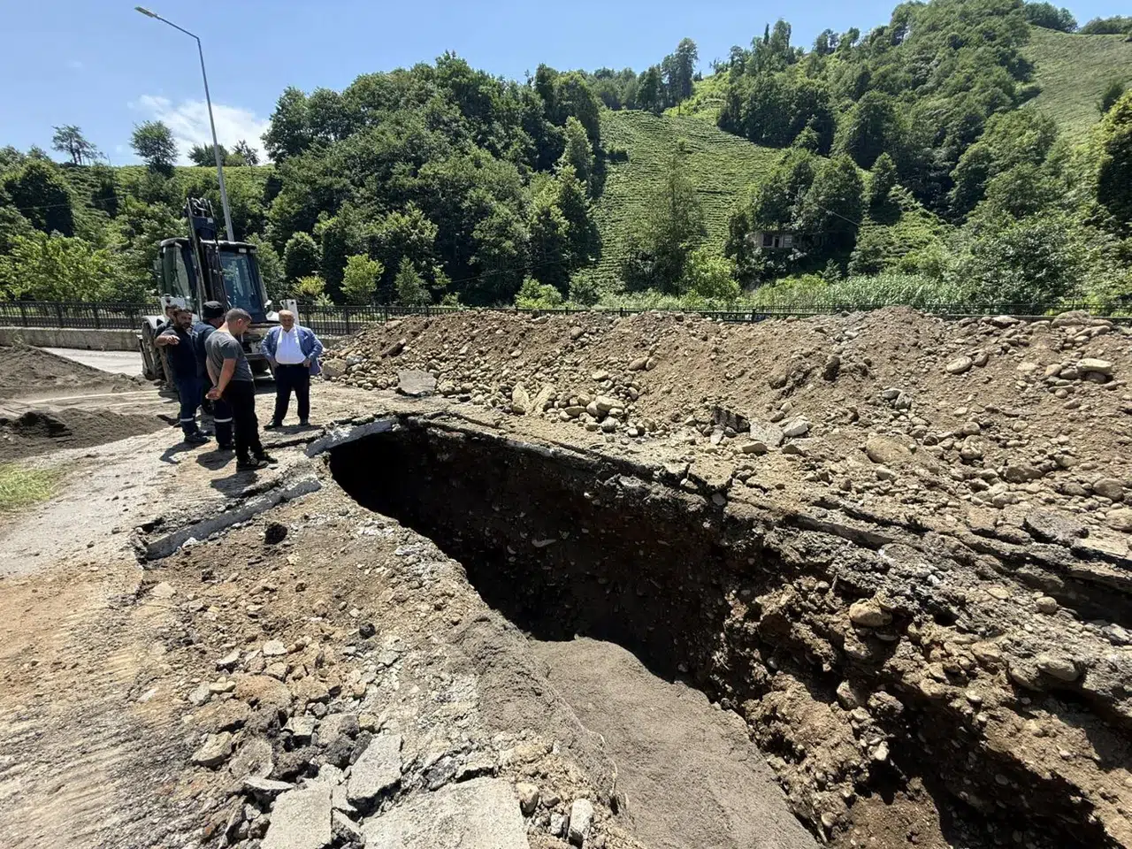 Altyapı Çalışmalarıyla Şairler Mahallesi'nde Yaşam Kalitesi Artıyor