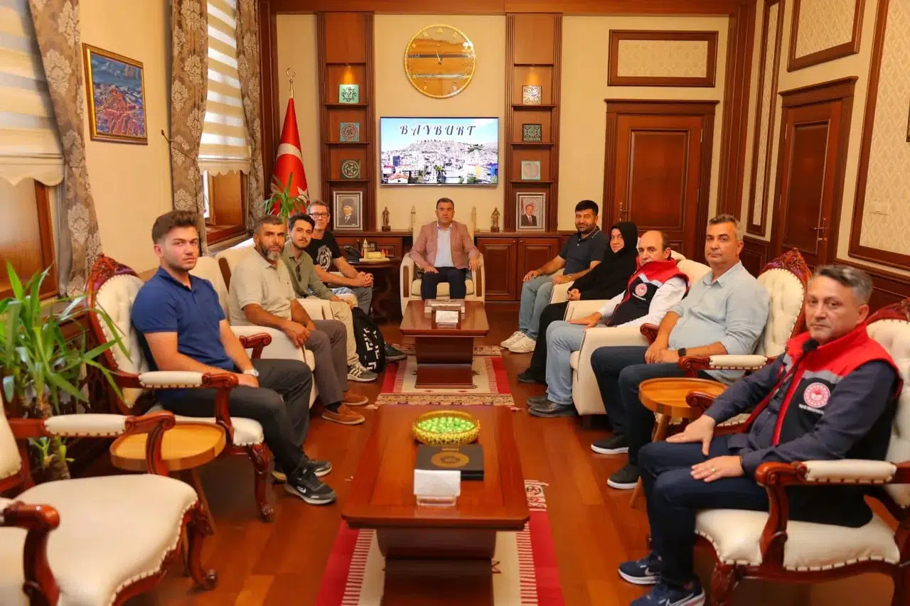 Bayburt'ta Tarhun Bitkisi İhracat Potansiyeli ve Üretim Olanakları Değerlendirildi