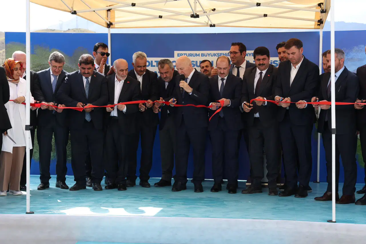 Oltu'da İçmesuyu Arıtma Tesisi ve Katı Atık İstasyonu Açıldı, Altyapı Sorunlarına Çözüm Sunulacak