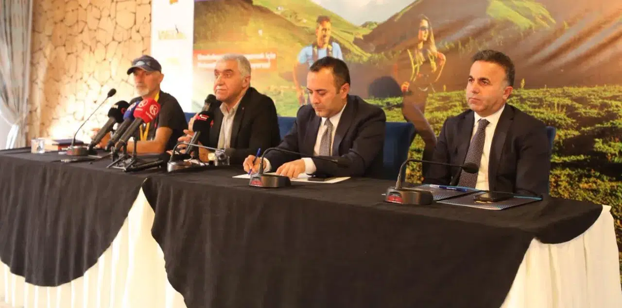 Erzurum Büyükşehir Belediyesi “Run to Stars – Yüksek İrtifa Koşusu”nun İlk Yılı İçin Basın Toplantısı Düzenledi